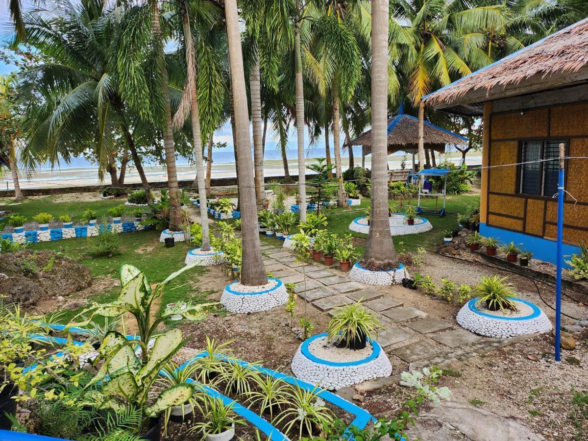 Islanders Paradise Beach Larena Esterno foto