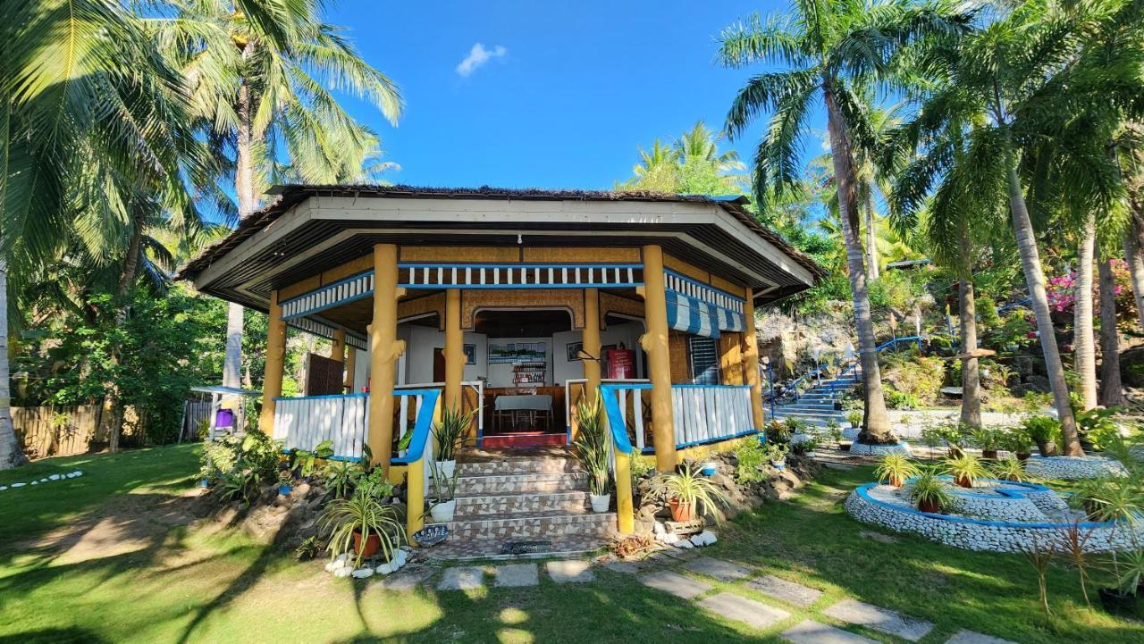 Islanders Paradise Beach Larena Esterno foto